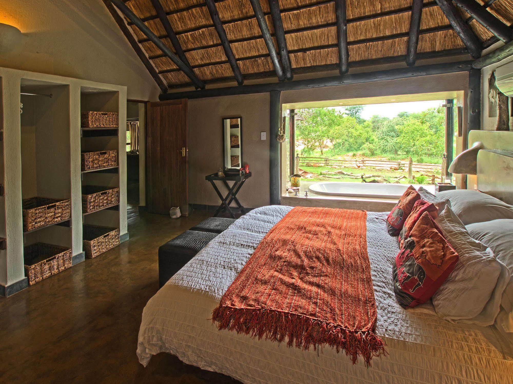 Raptor Retreat Game Lodge Hoedspruit Eksteriør billede
